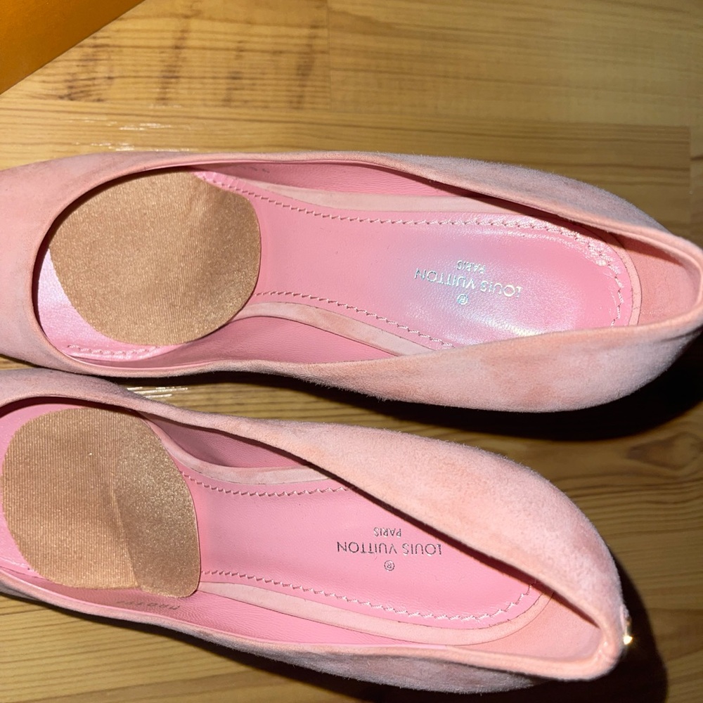 Louis Vuitton Pumps